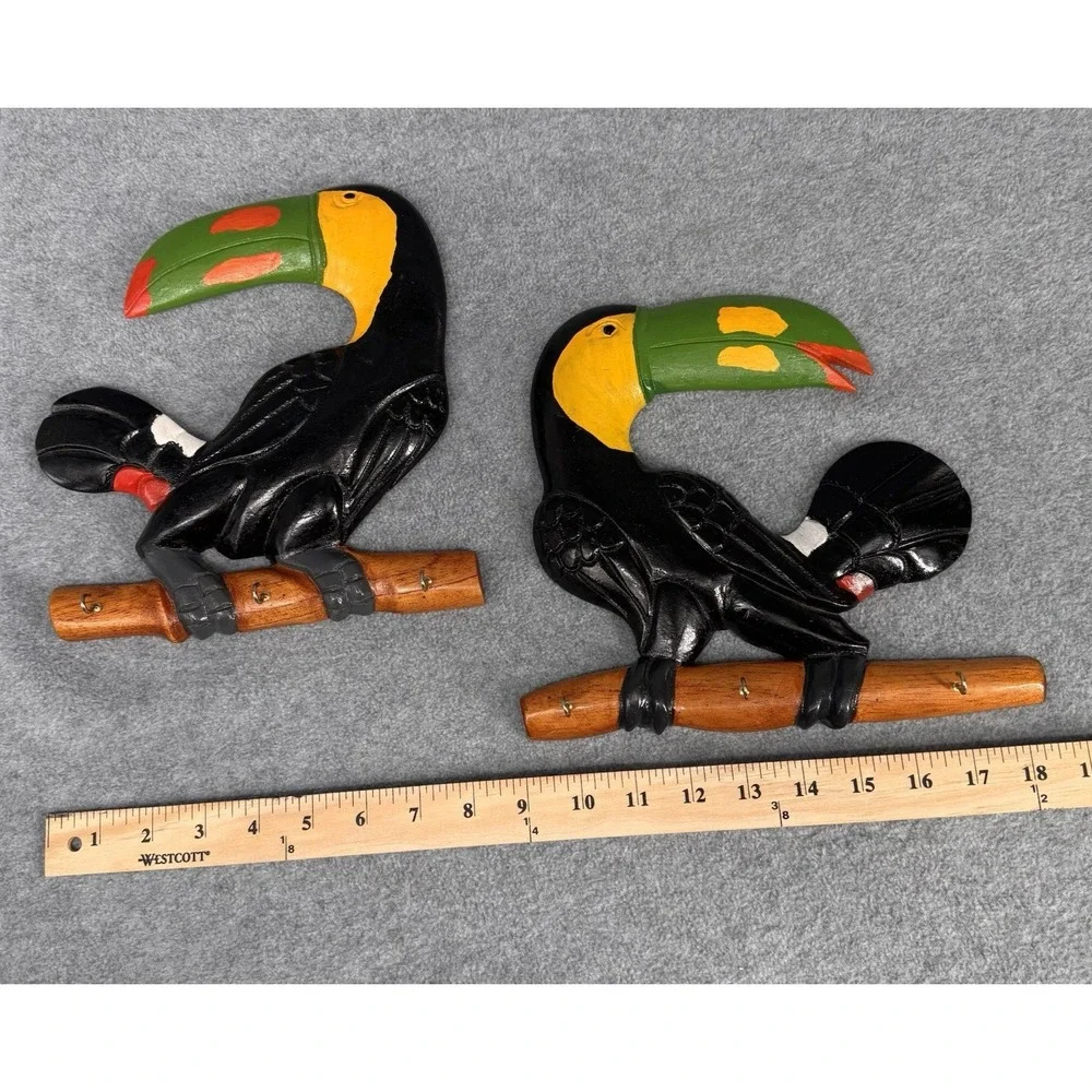 Wall Hook Key Holder Pair Toucan Hand‎ Carved Wood Panama Folk Art 3 Hooks